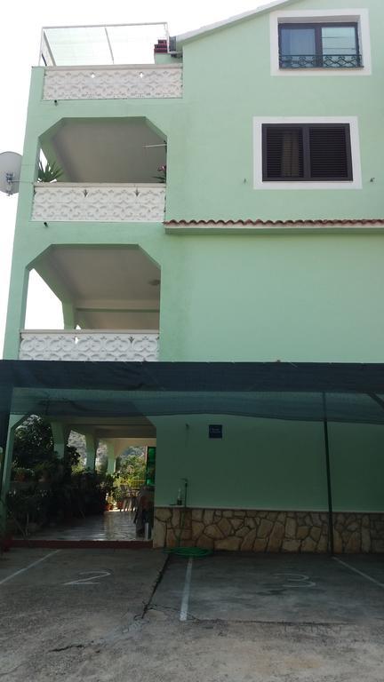 Apartment Stojan A1 Marina Luaran gambar