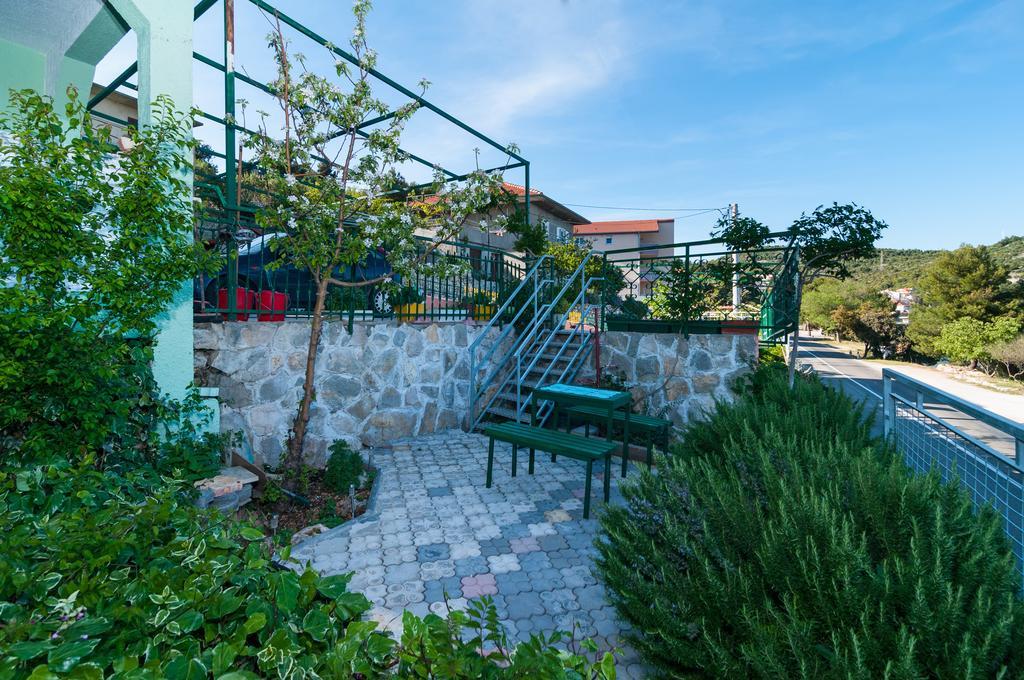 Apartment Stojan A1 Marina Luaran gambar
