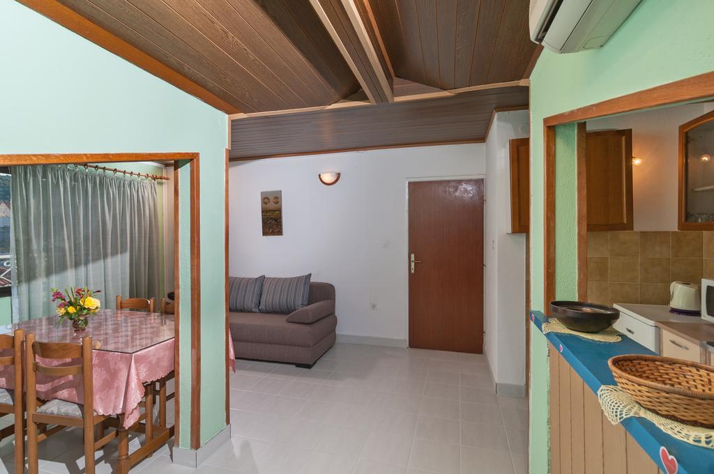 Apartment Stojan A1 Marina Luaran gambar