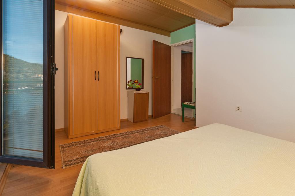 Apartment Stojan A1 Marina Luaran gambar