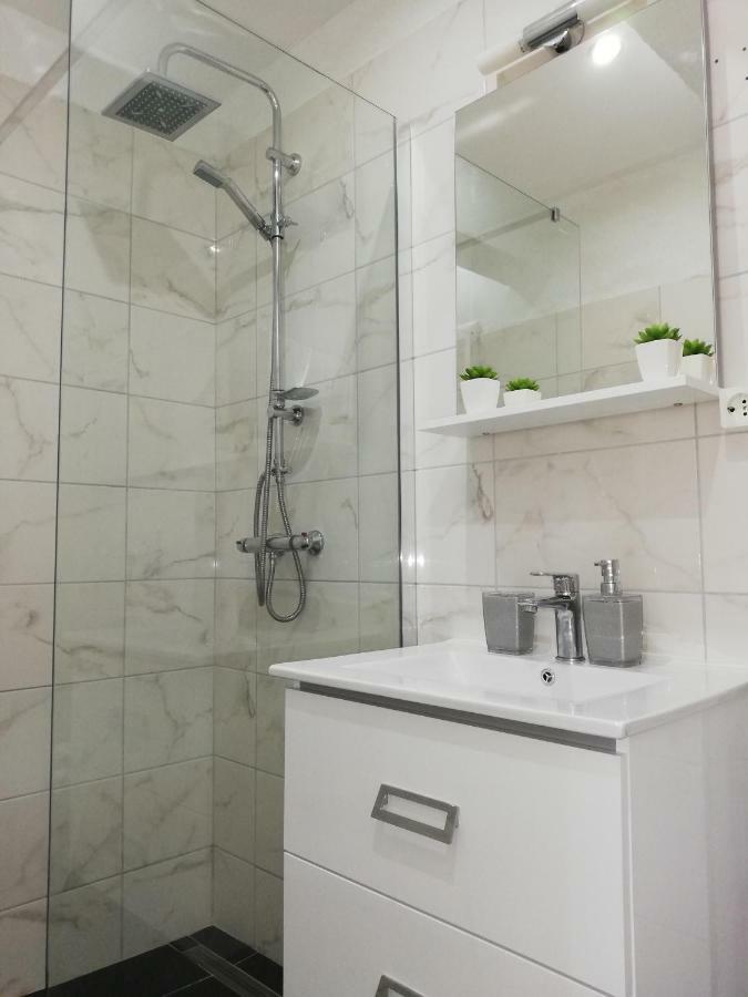 Apartment Stojan A1 Marina Luaran gambar